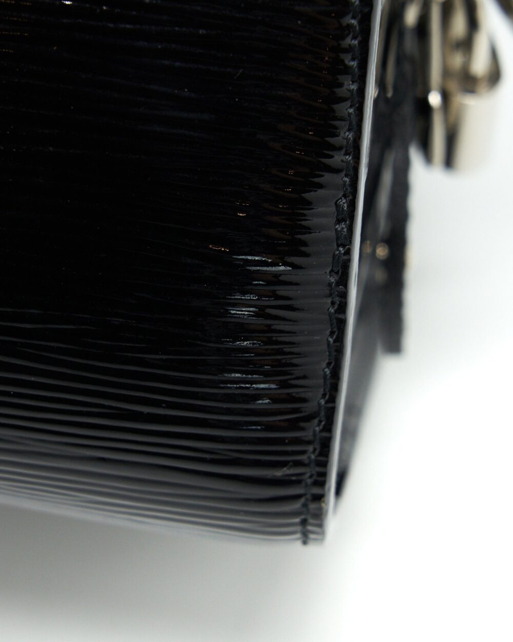 AAA Replica Louis Vuitton LV BOWLING BAG EPI PATENT BLACK
