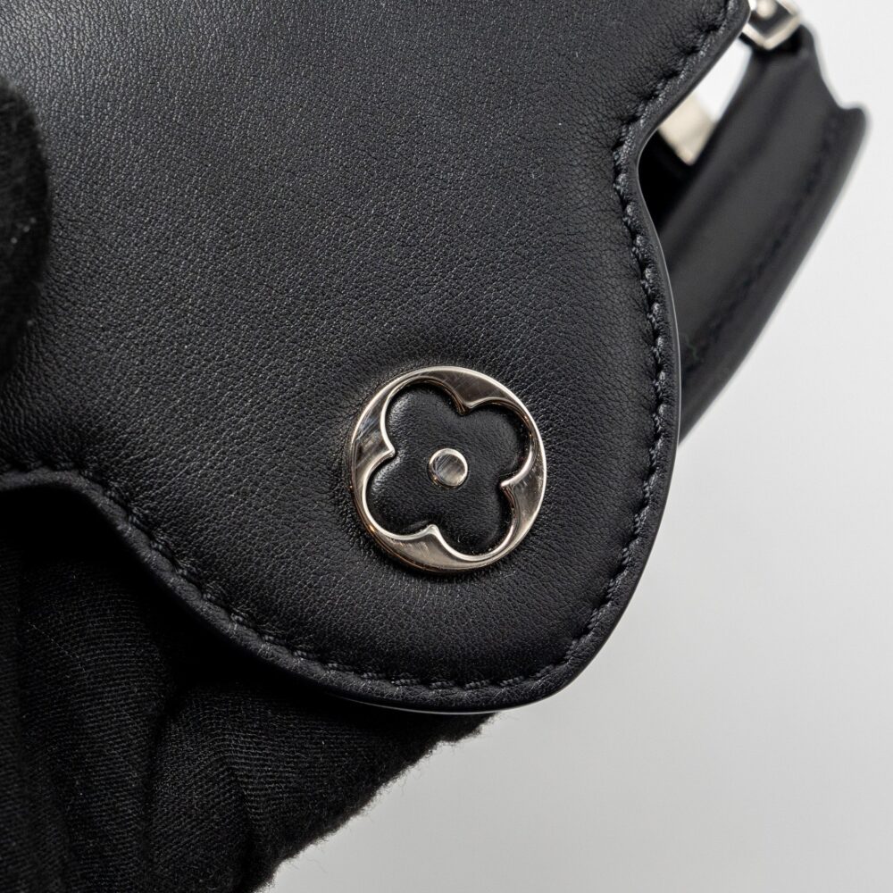 AAA Replica Louis Vuitton LV CAPUCINES MINI LIMITED EDITION SUQUIN / LEATHER MULTICOLOUR BLACK SHW