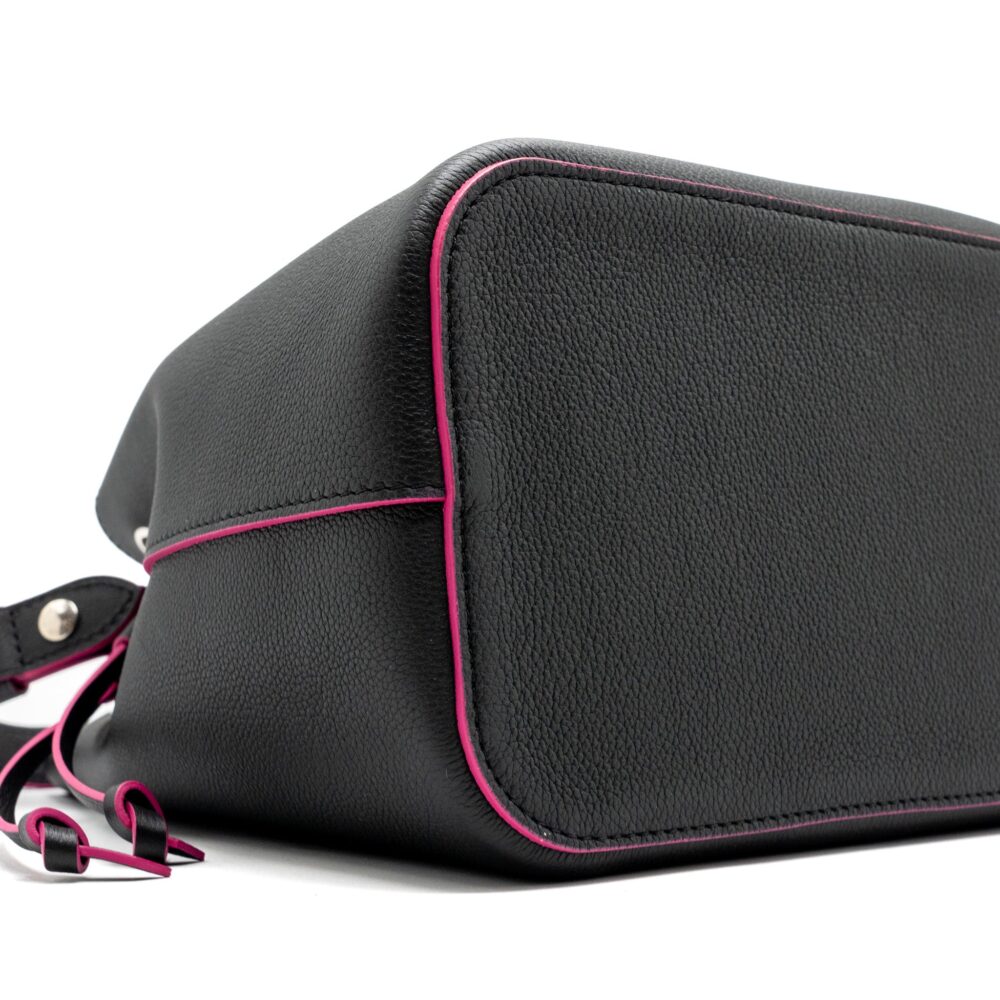 AAA Replica Louis Vuitton LV LOCKME BUCKET BAG CALFSKIN BLACK/PINK SHW