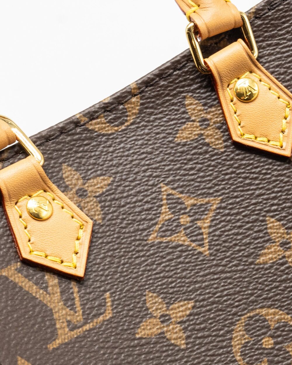 AAA Replica Louis Vuitton LV PATIT SAC PLAT MONOGRAM CANVAS GHW
