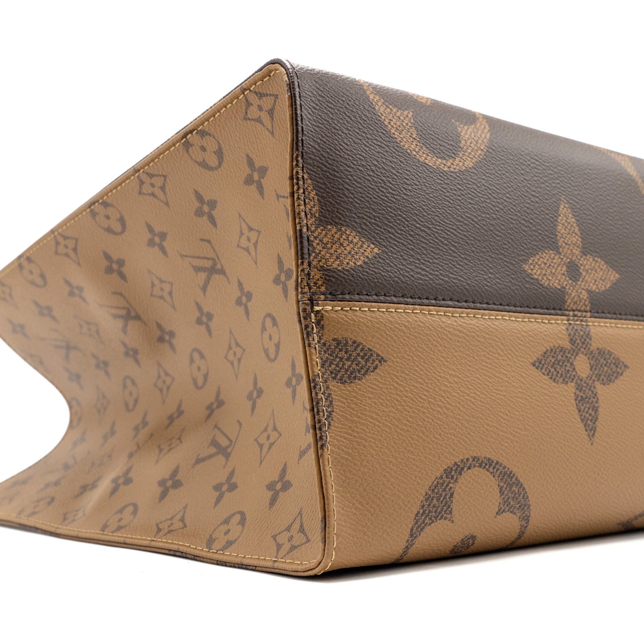 AAA Replica Louis Vuitton LV ONTHEGO GM MONOGRAM CANVAS / MONOGRAM REVERSE CANVAS GHW