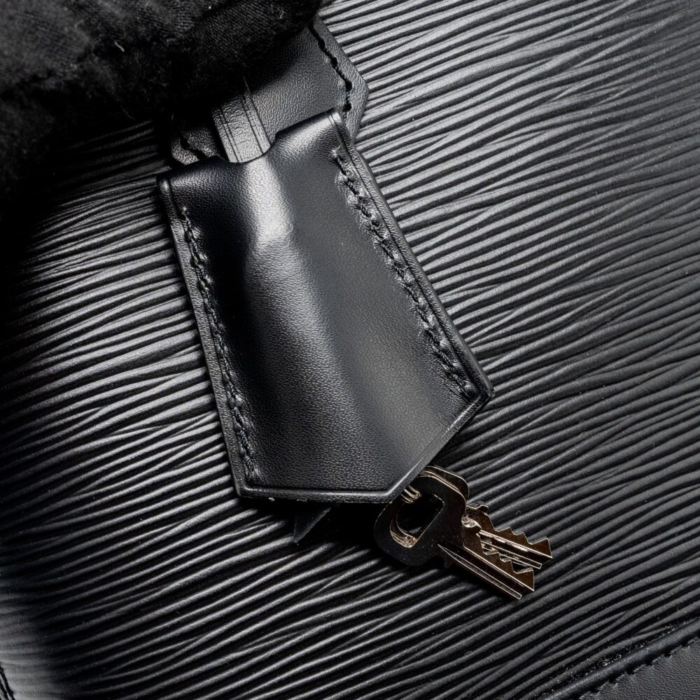 AAA Replica Louis Vuitton LV ALMA BB EPI BLACK SHW