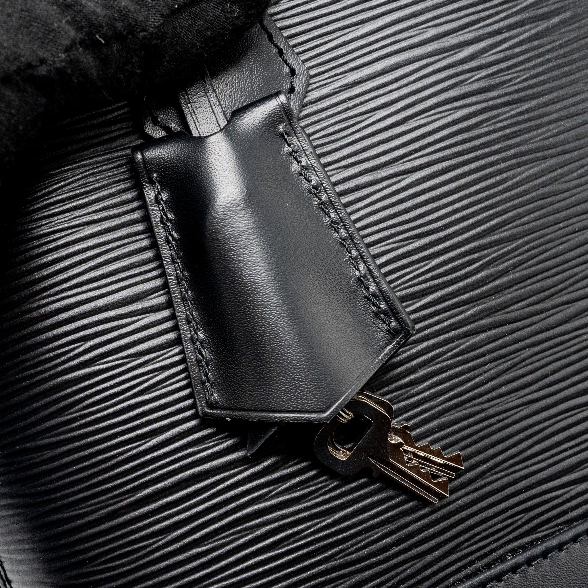 AAA Replica Louis Vuitton LV ALMA BB EPI BLACK SHW