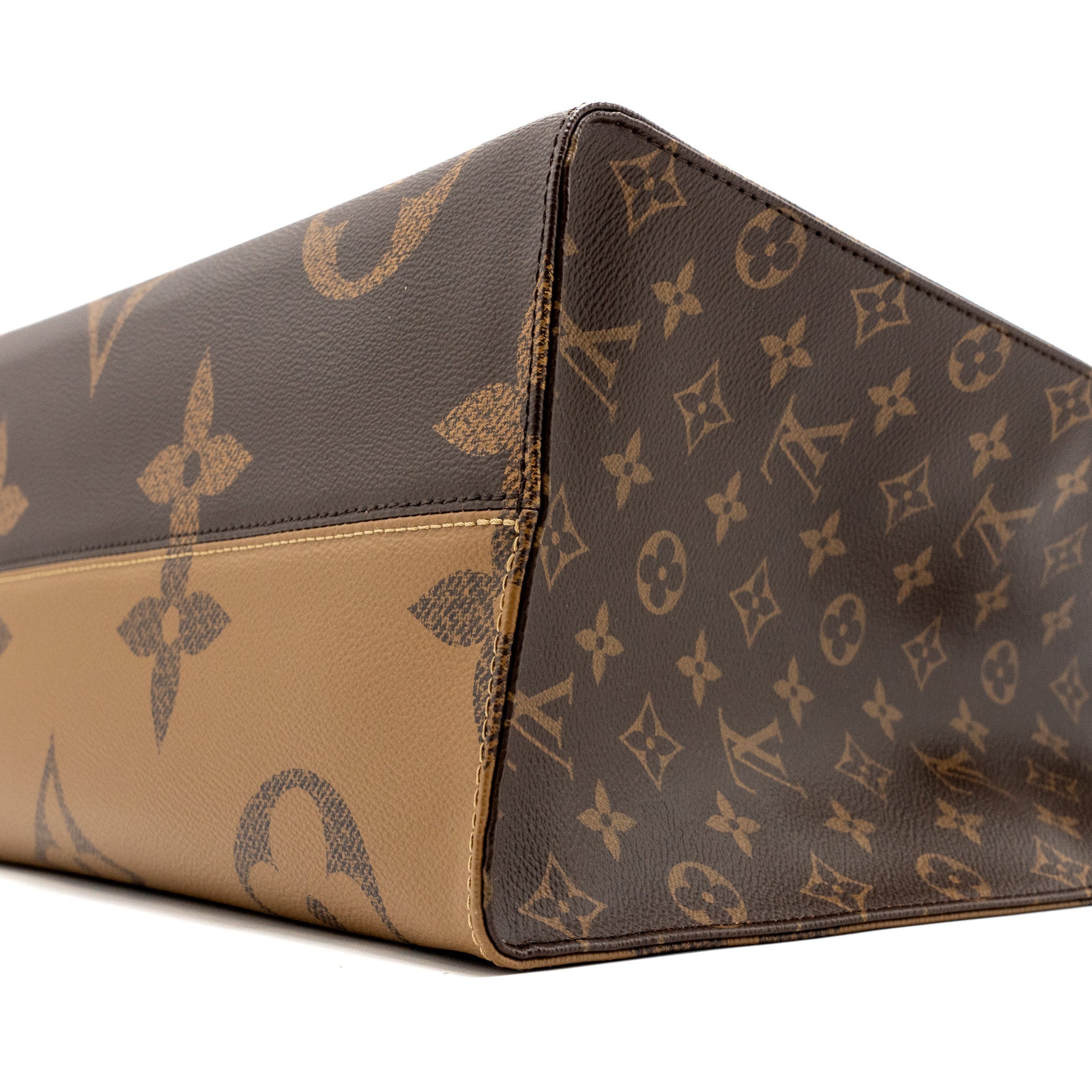 AAA Replica Louis Vuitton LV ONTHEGO GM MONOGRAM CANVAS / MONOGRAM REVERSE CANVAS GHW