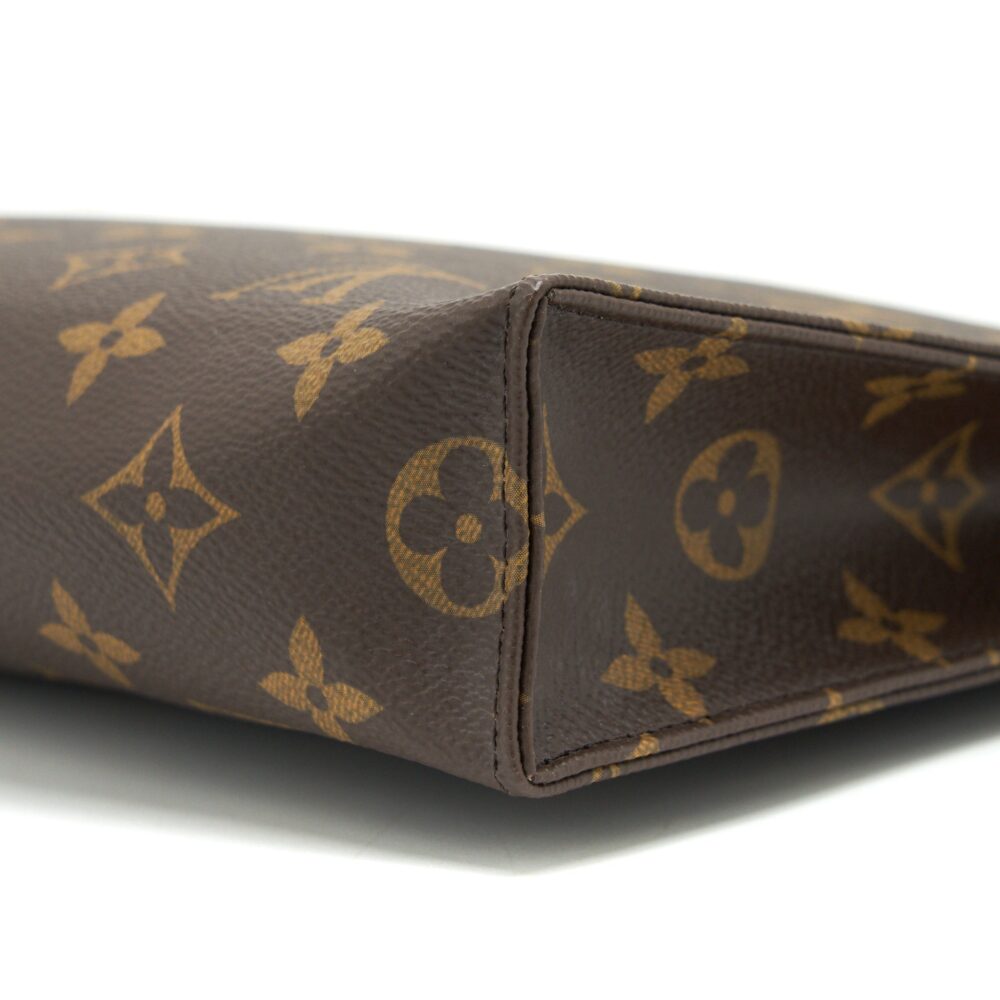 AAA Replica Louis Vuitton LV TOILETRY POCHETTE 26 MONOGRAM