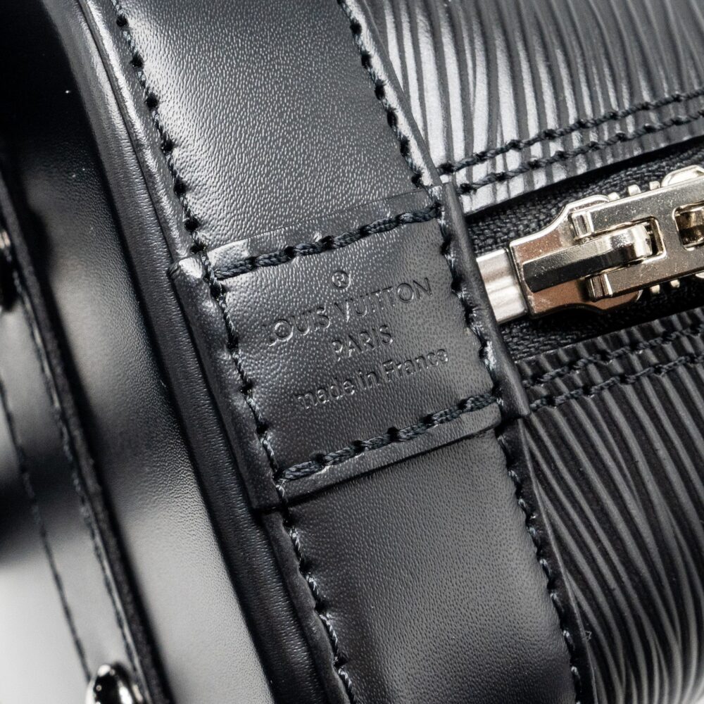 AAA Replica Louis Vuitton LV ALMA BB EPI BLACK SHW