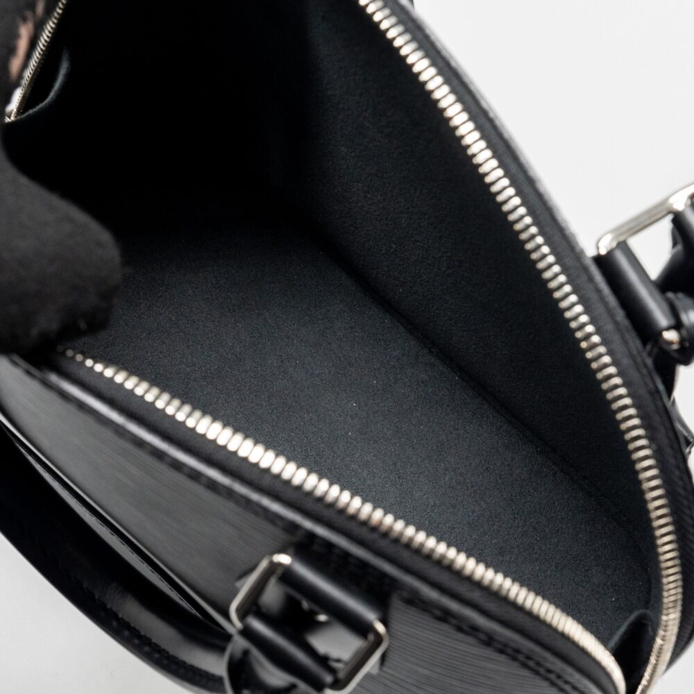 AAA Replica Louis Vuitton LV ALMA BB EPI BLACK SHW