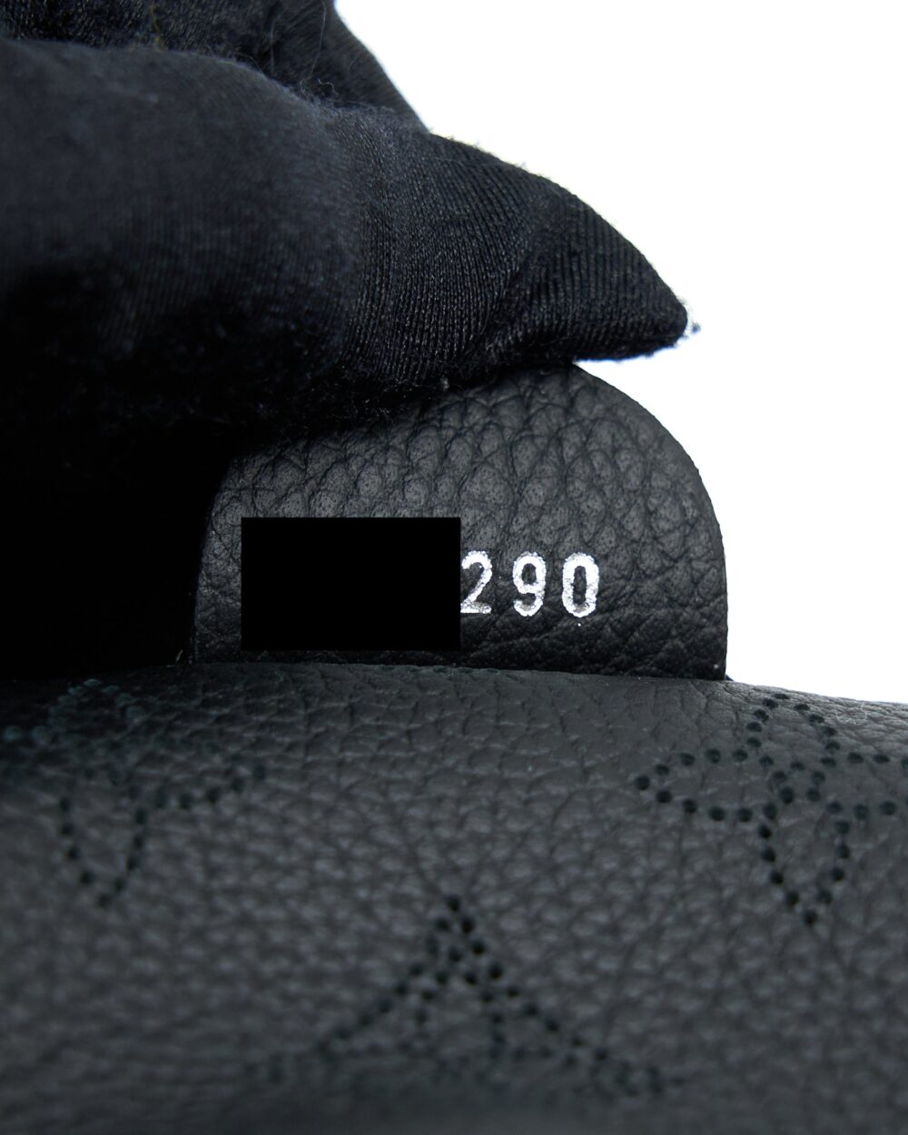 AAA Replica Louis Vuitton LV SCALA MINI POUCH CALFSKIN BLACK SHW