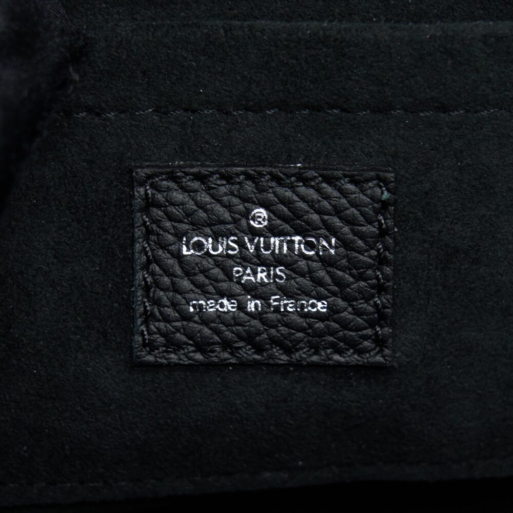 AAA Replica Louis Vuitton LV SCALA MINI POUCH CALFSKIN BLACK SHW