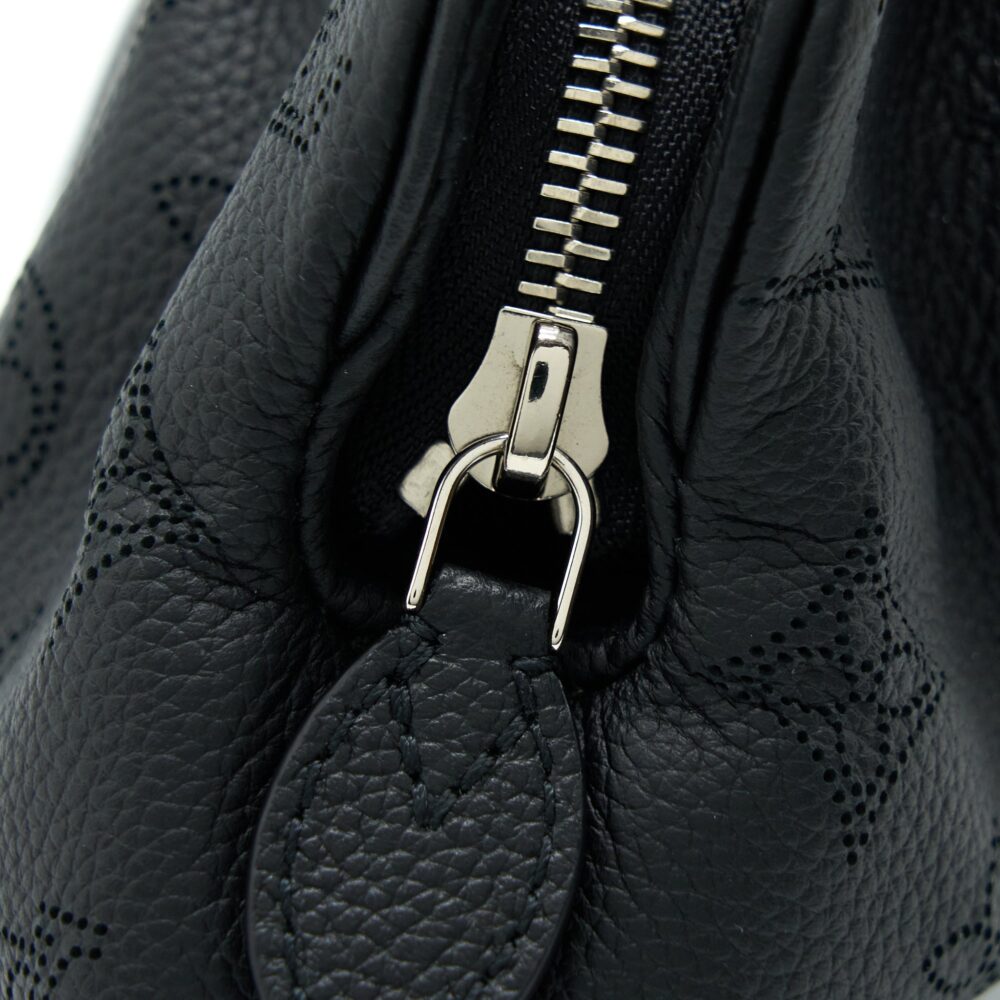 AAA Replica Louis Vuitton LV SCALA MINI POUCH CALFSKIN BLACK SHW