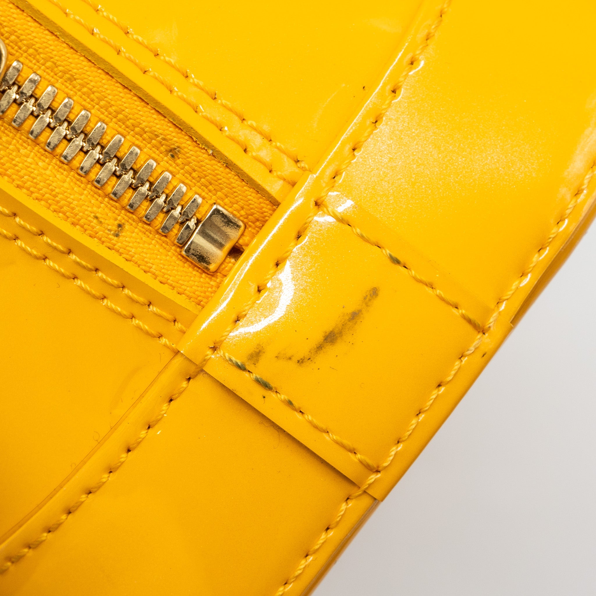 AAA Replica Louis Vuitton LV ALMA BB PATENT YELLOW LGHW