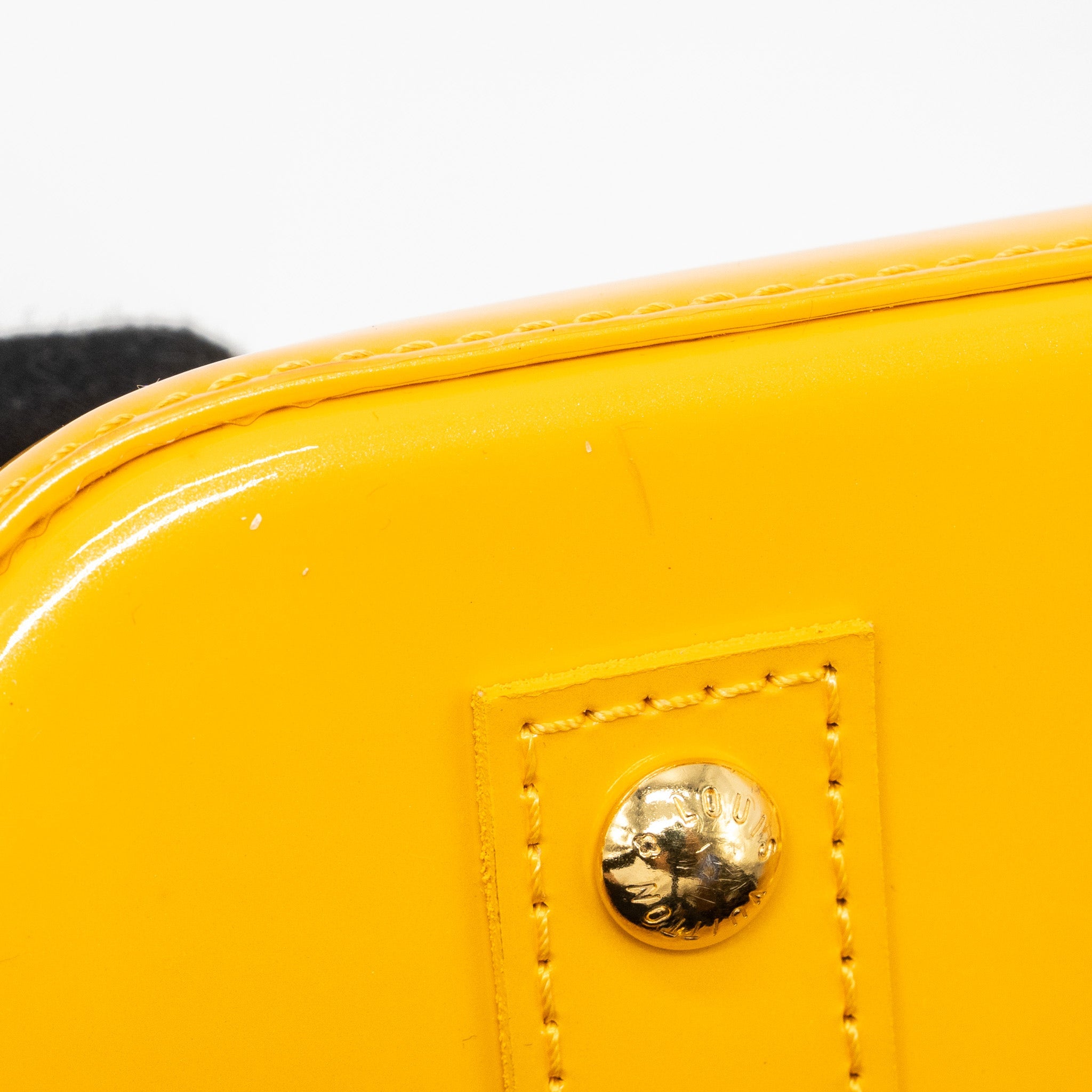 AAA Replica Louis Vuitton LV ALMA BB PATENT YELLOW LGHW
