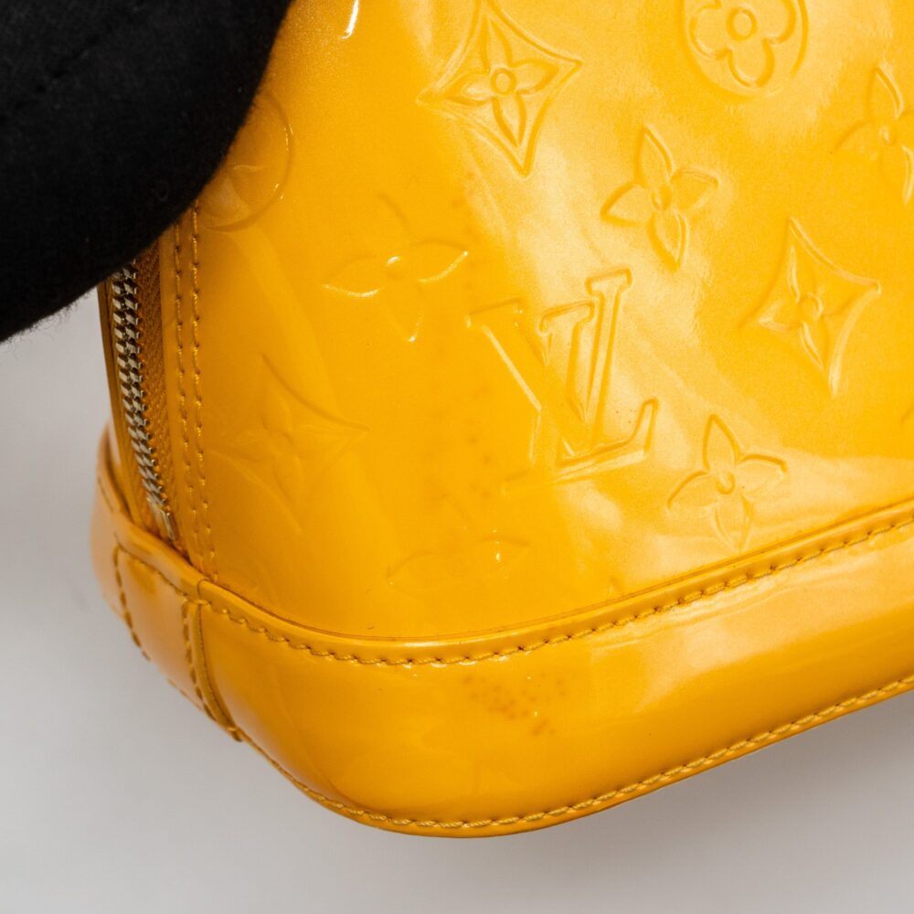 AAA Replica Louis Vuitton LV ALMA BB PATENT YELLOW LGHW