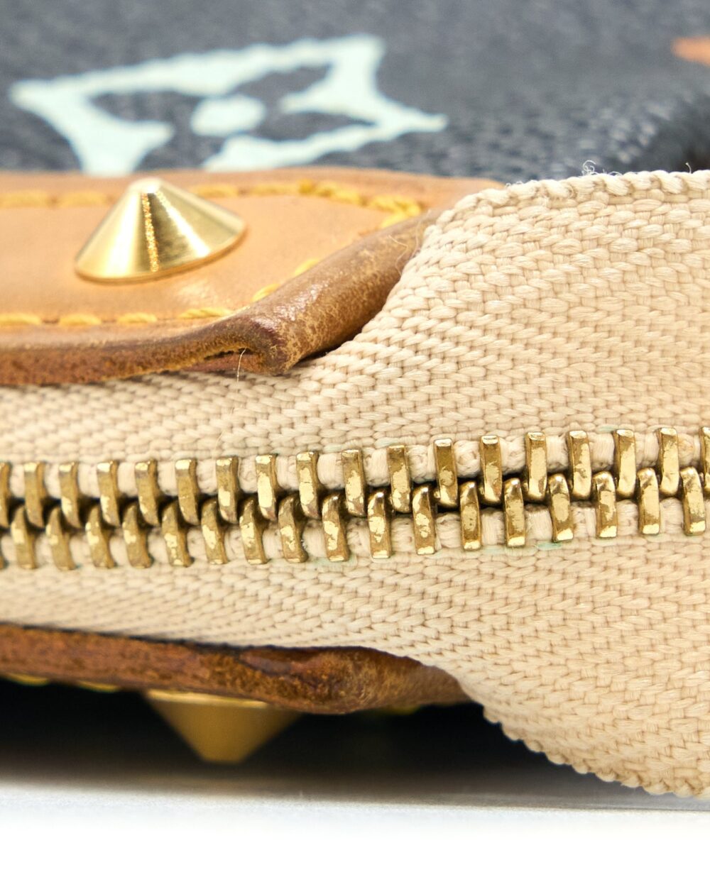AAA Replica Louis Vuitton LV VINTAGE POCHETTE ACCESSORIES MONOGRAM CANVAS BLACK/MULTICOLOUR GHW