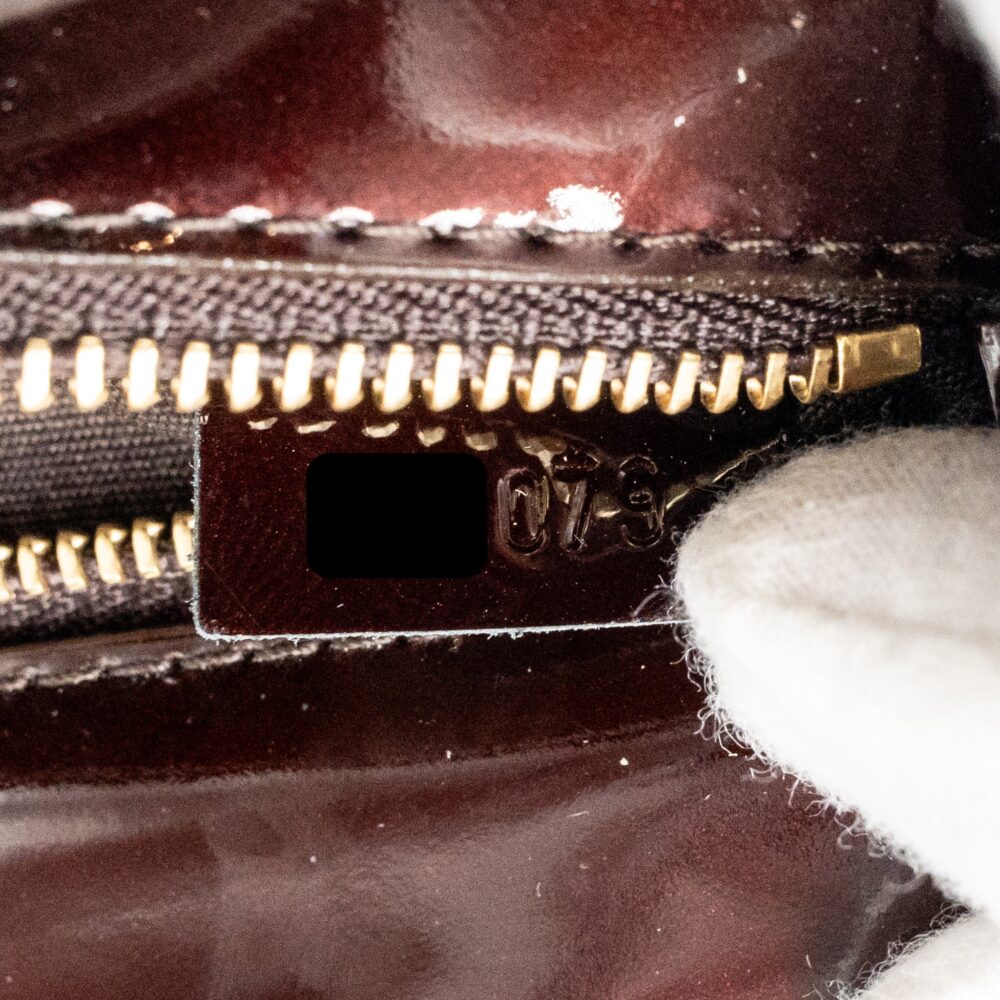 AAA Replica Louis Vuitton LV SOBE CLUTCH PATENT LEATHER DARK PURPLE GHW
