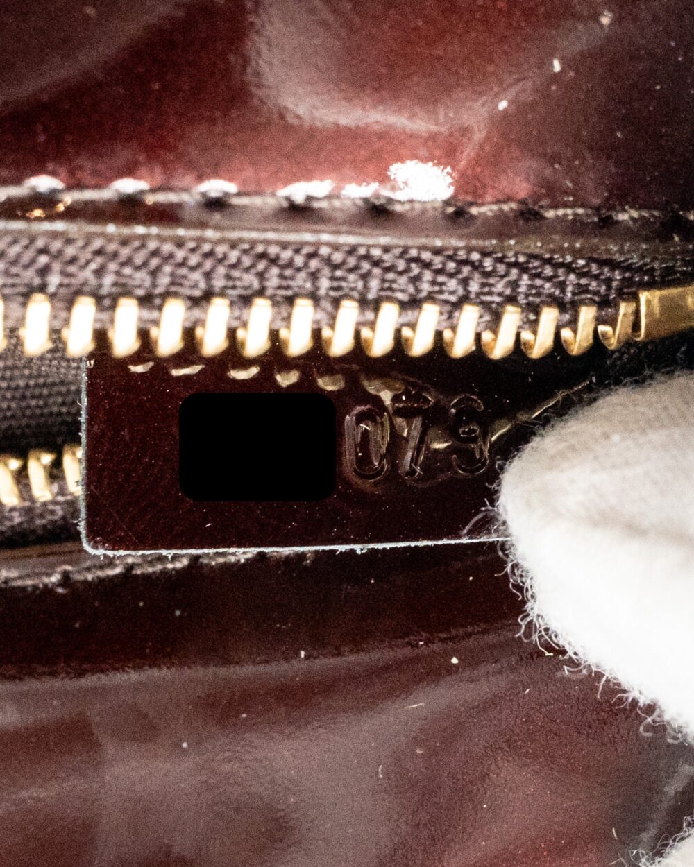 AAA Replica Louis Vuitton LV SOBE CLUTCH PATENT LEATHER DARK PURPLE GHW
