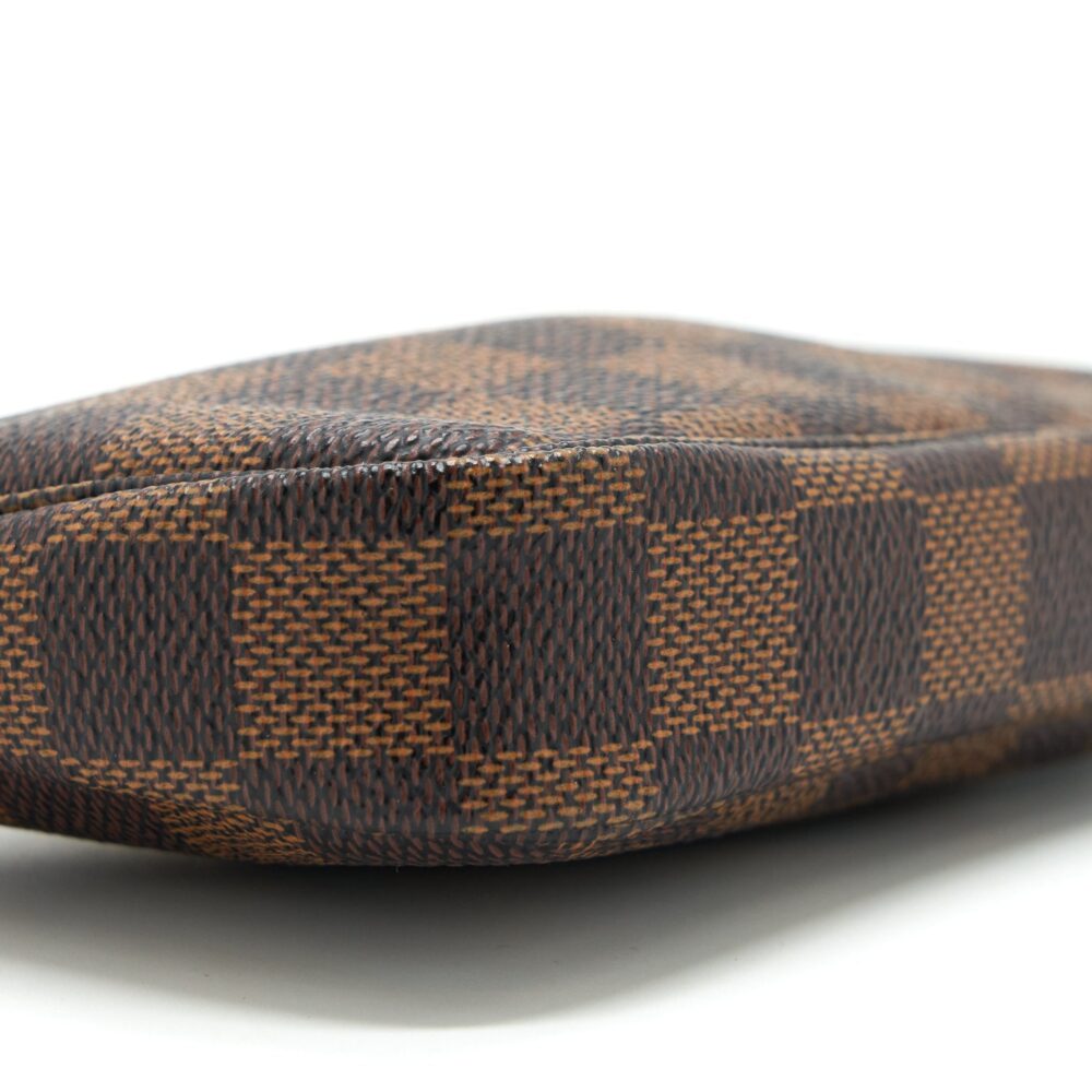 AAA Replica Louis Vuitton LV MINI POCHETTE ACCESSORIES DAMIER EBENE CANVAS GHW
