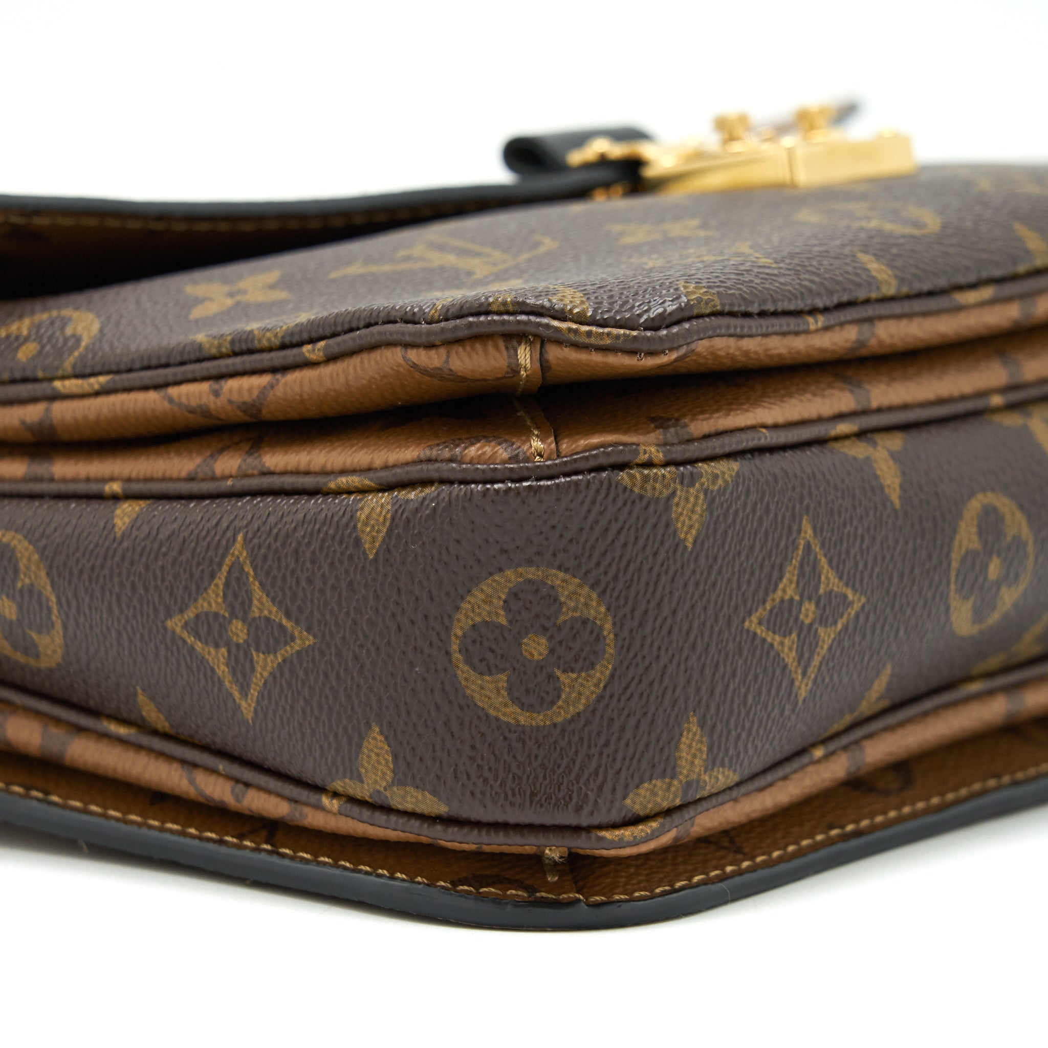 AAA Replica Louis Vuitton LV POCHETTE METIS MONOGRAM CANVAS