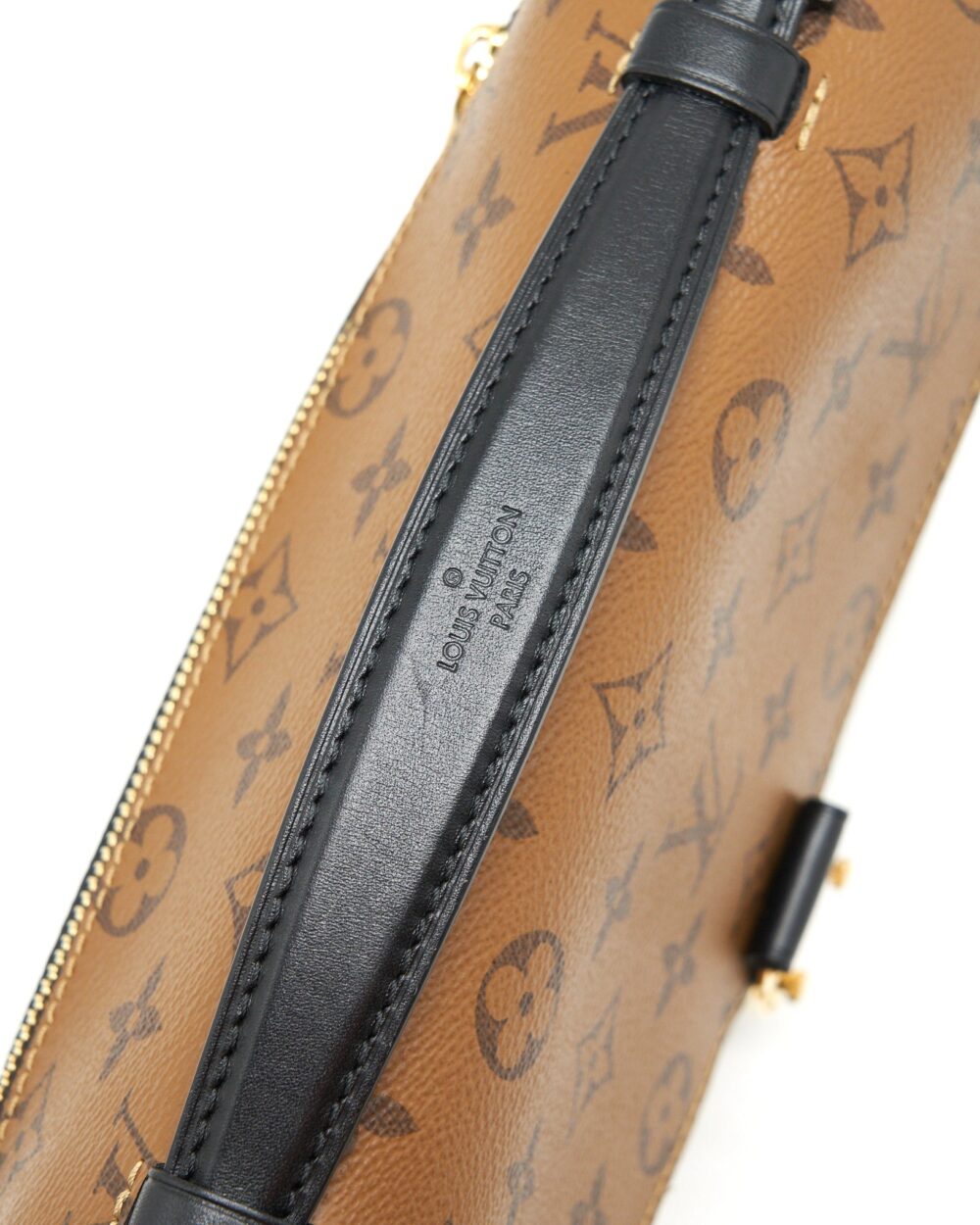 AAA Replica Louis Vuitton LV POCHETTE METIS MONOGRAM CANVAS