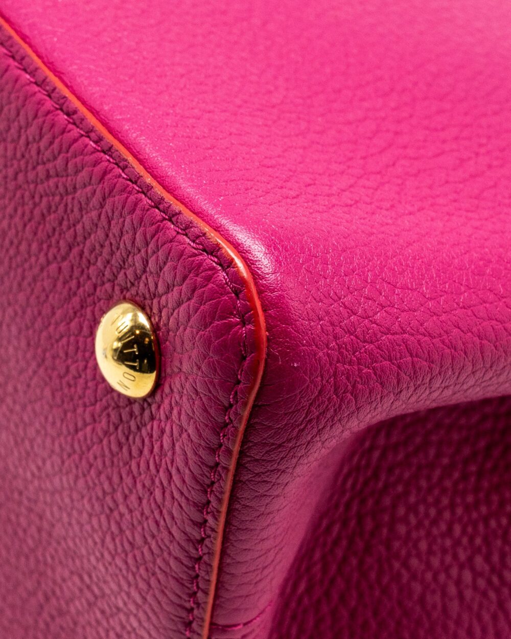 AAA Replica Louis Vuitton LV CAPUCINES GM TAURILLON PINK GHW