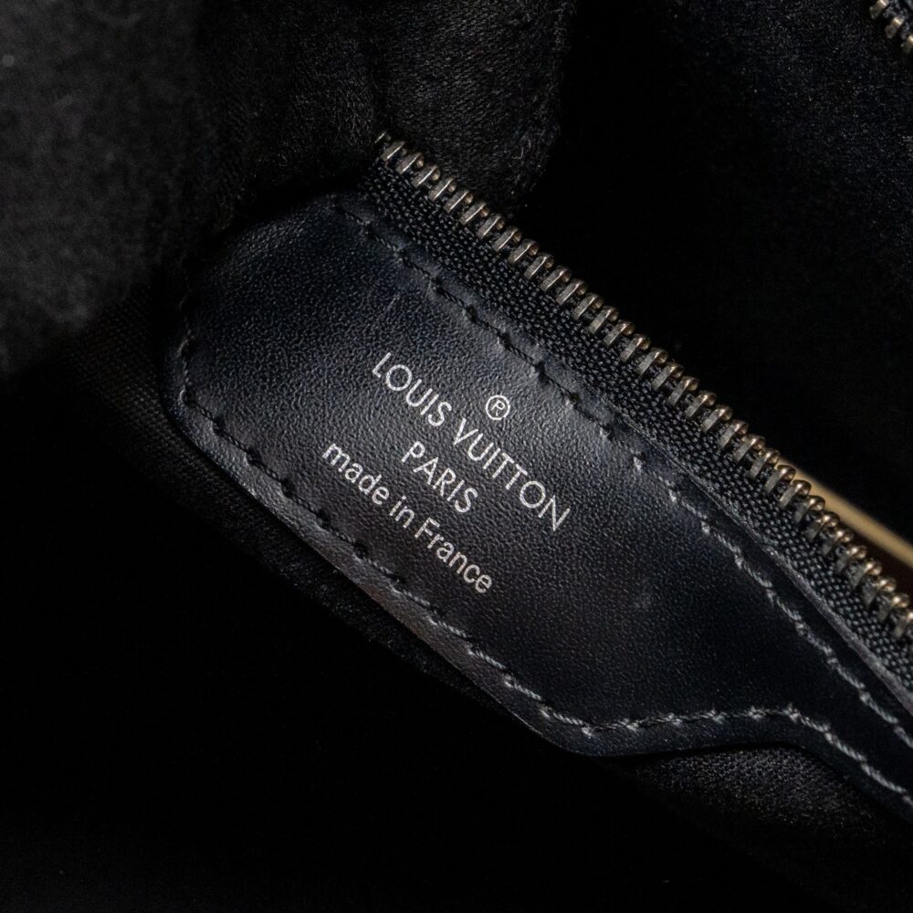 AAA Replica Louis Vuitton LV TOTE BAG EPI BLACK SHW