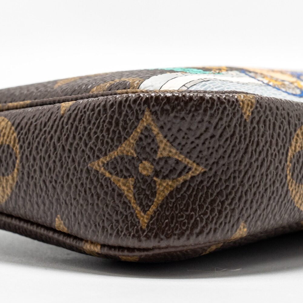 AAA Replica Louis Vuitton LV MINI POCHETTE HOLIDAY LIMITED PRINT MONOGRAM CANVAS GHW