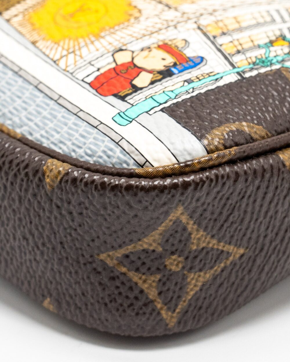 AAA Replica Louis Vuitton LV MINI POCHETTE HOLIDAY LIMITED PRINT MONOGRAM CANVAS GHW