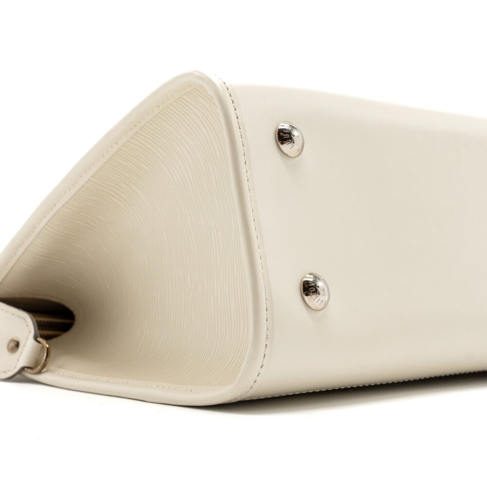 AAA Replica Louis Vuitton LV MADELEINE GM TOTE BAG EPI WHITE SHW