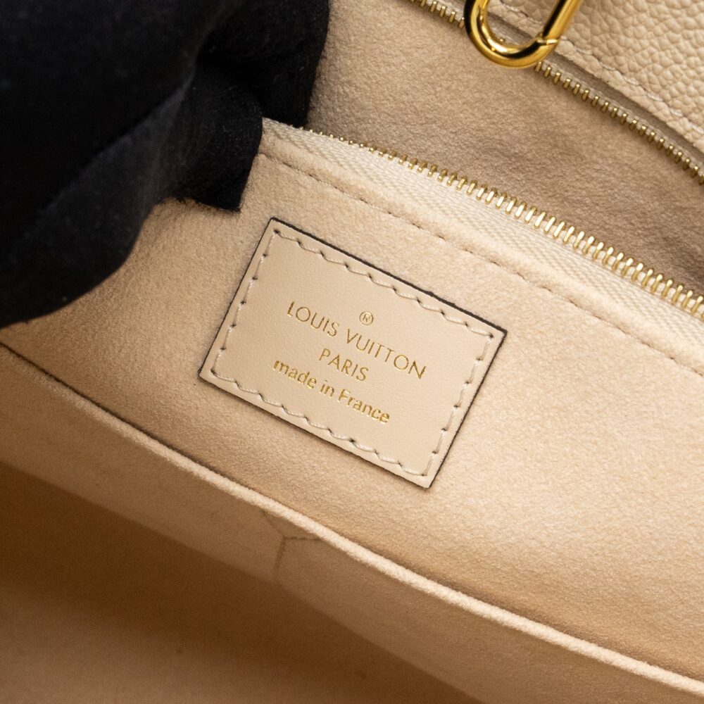 AAA Replica Louis Vuitton LV ONTHEGO MM EMPREINTE LEATHER WHITE GHW (NEW VERSION)