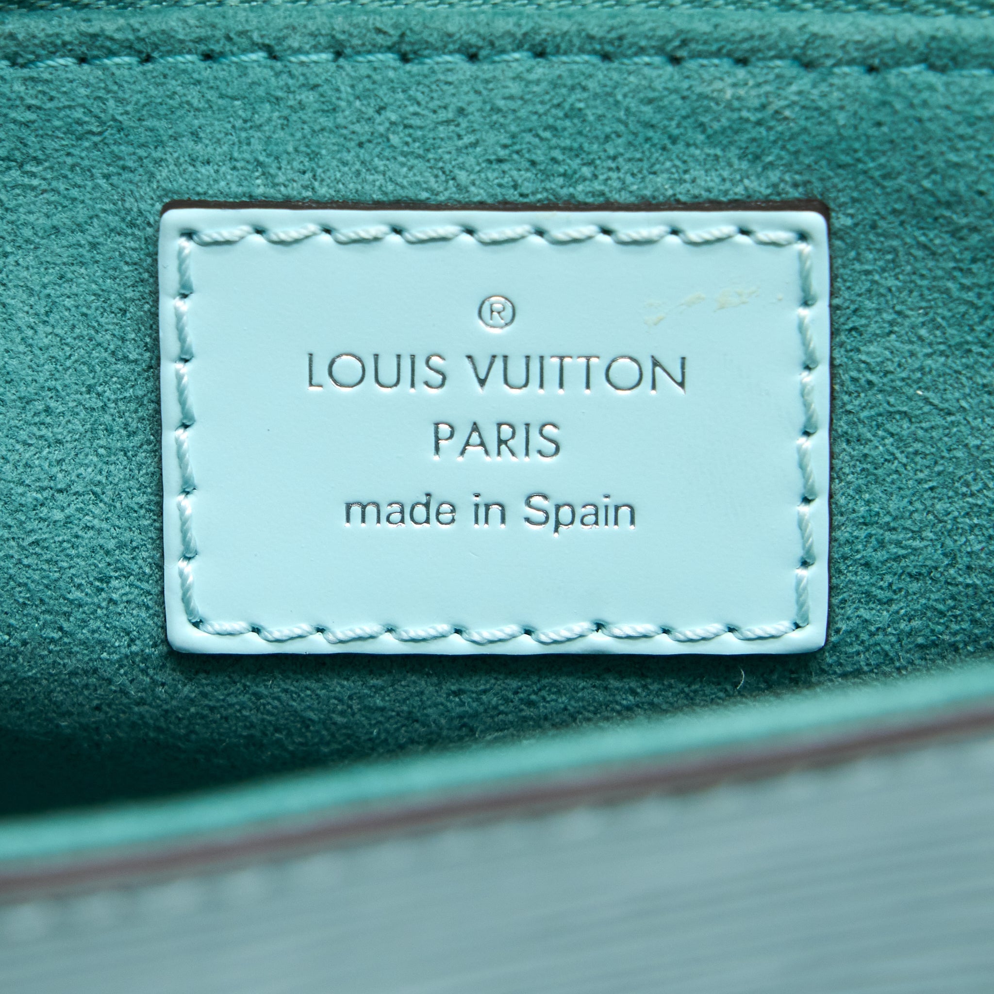 AAA Replica Louis Vuitton LV POCHETTE GRENELLE EPI LIGHT BLUE SHW