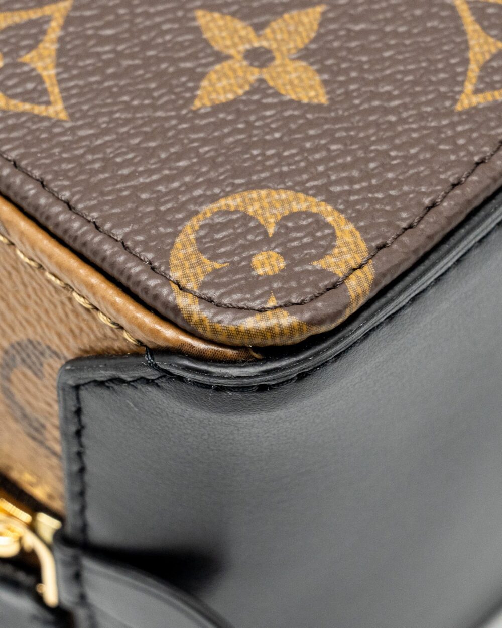 AAA Replica Louis Vuitton LV DICE BAG REVERSE MONOGRAM CANVAS / LEATHER GHW 