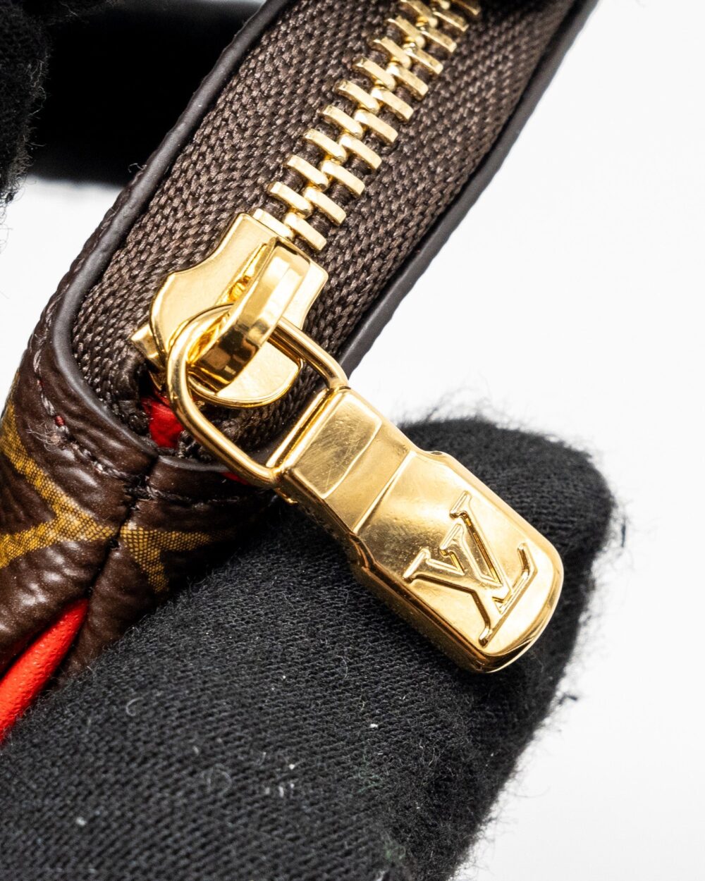 AAA Replica Louis Vuitton LV ROUND COIN POUCH VIVIENNE BUMPER CAR MONOGRAM CANVAS MULTICOLOUR GHW