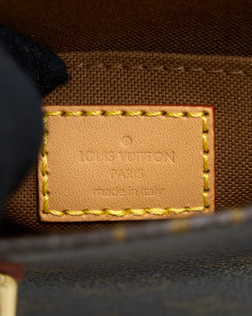 AAA Replica Louis Vuitton LV PETIT SAC PLAT MONOGRAM CANVAS GHW
