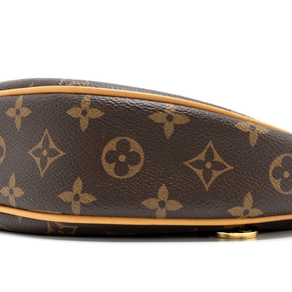 AAA Replica Louis Vuitton LV LOOP BAG MONOGRAM CANVAS GHW(NEW VERSION)