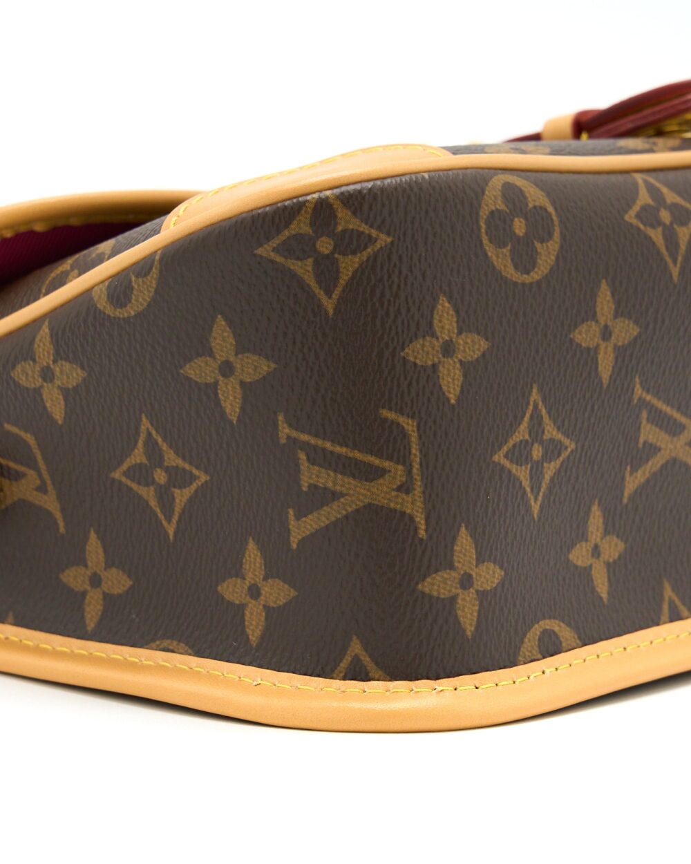AAA Replica Louis Vuitton LV DIANE MONOGRAM CANVAS FUCHSIA GHW