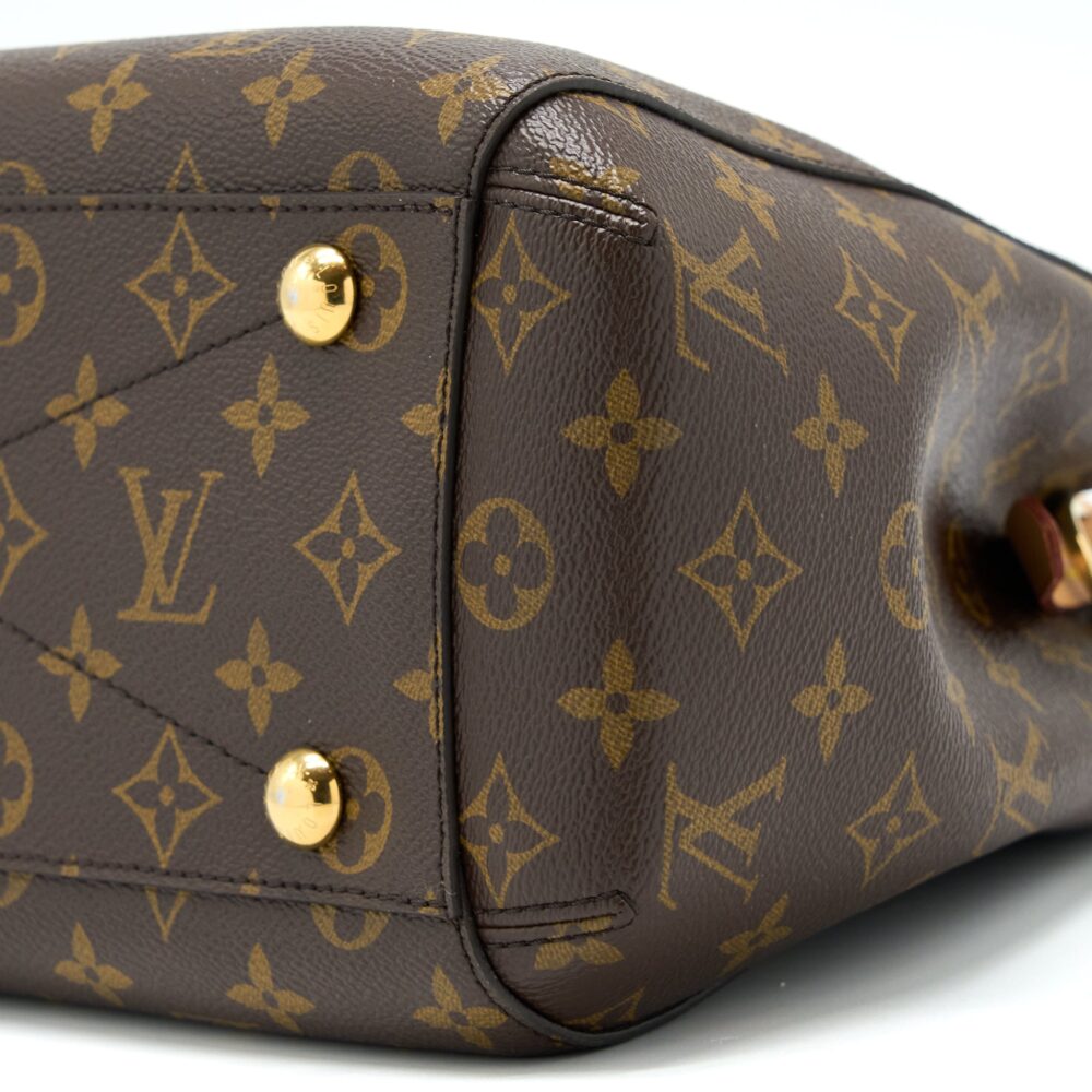 AAA Replica Louis Vuitton LV MONTAIGNE MM MONOGRAM CANVAS GHW