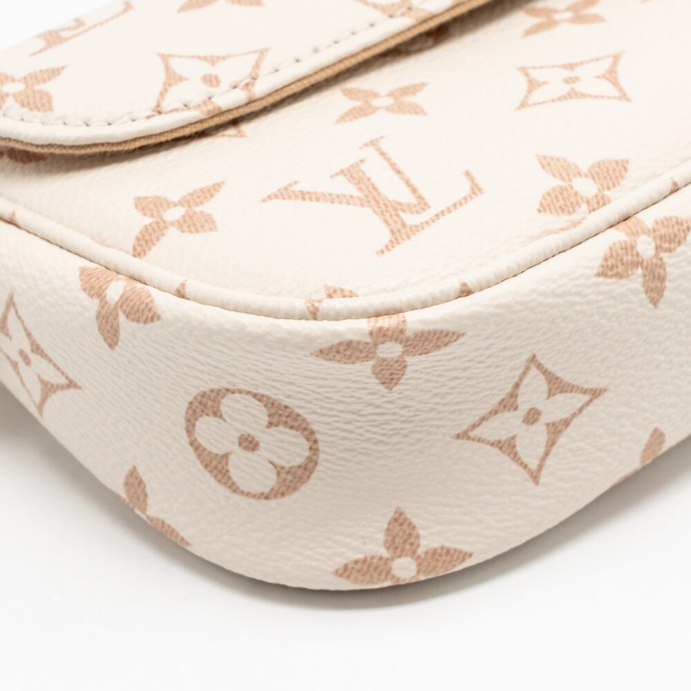 AAA Replica Louis Vuitton LV IVY WALLET ON CHAIN MONOGRAM DUNE CANVAS BEIGE/CREAM GHW
