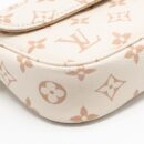 AAA Replica Louis Vuitton LV IVY WALLET ON CHAIN MONOGRAM DUNE CANVAS BEIGE/CREAM GHW