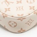AAA Replica Louis Vuitton LV IVY WALLET ON CHAIN MONOGRAM DUNE CANVAS BEIGE/CREAM GHW