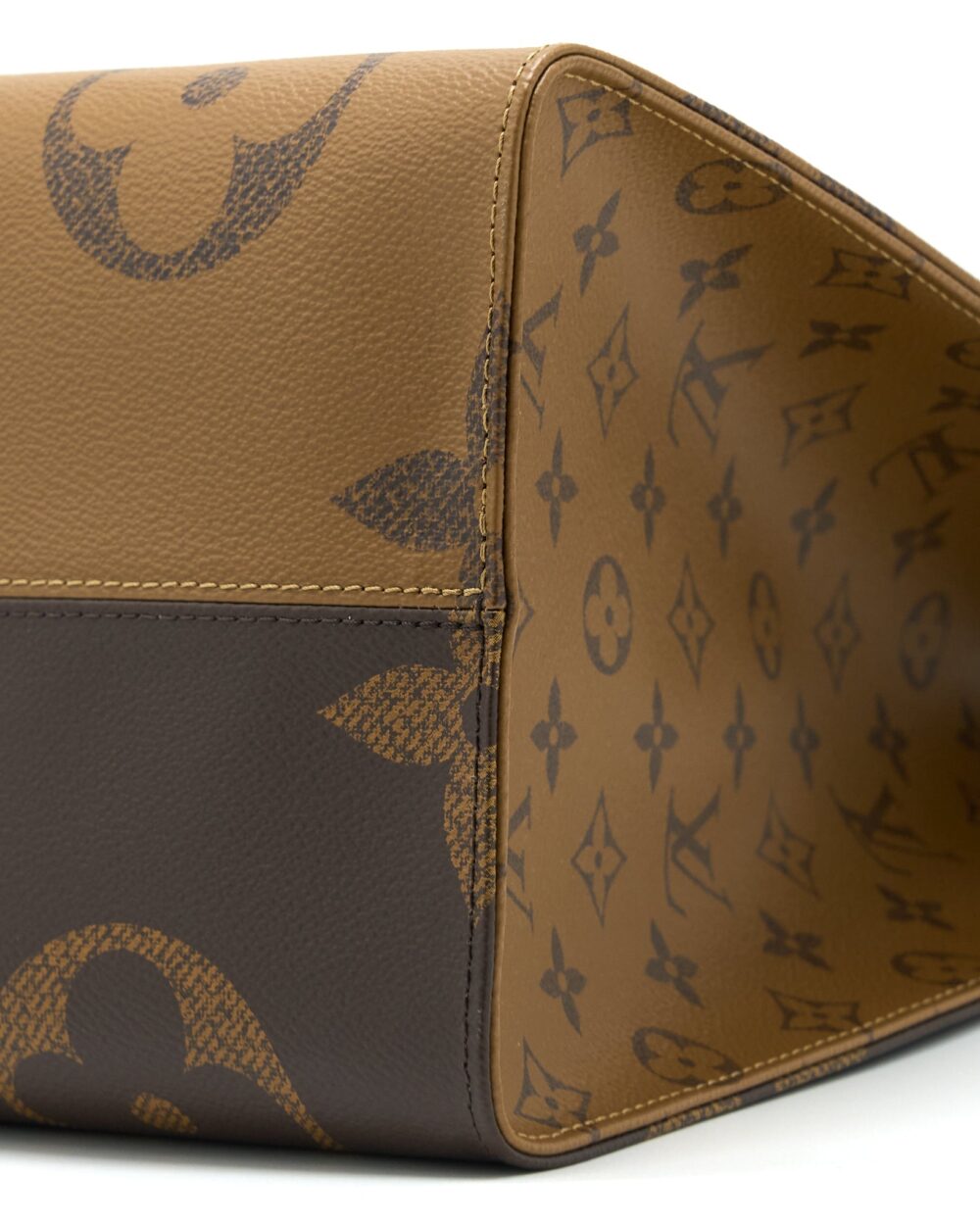 AAA Replica Louis Vuitton LV ONTHEGO GM MONOGRAM CANVAS GHW