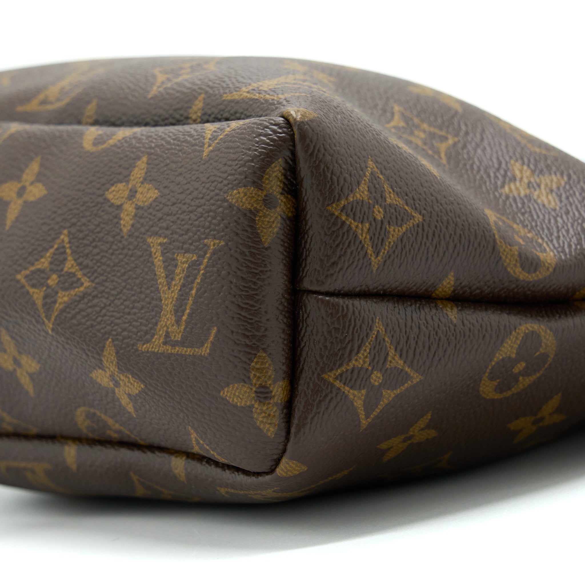 AAA Replica Louis Vuitton LV NOE POUCH MONOGRAM CANVAS GHW