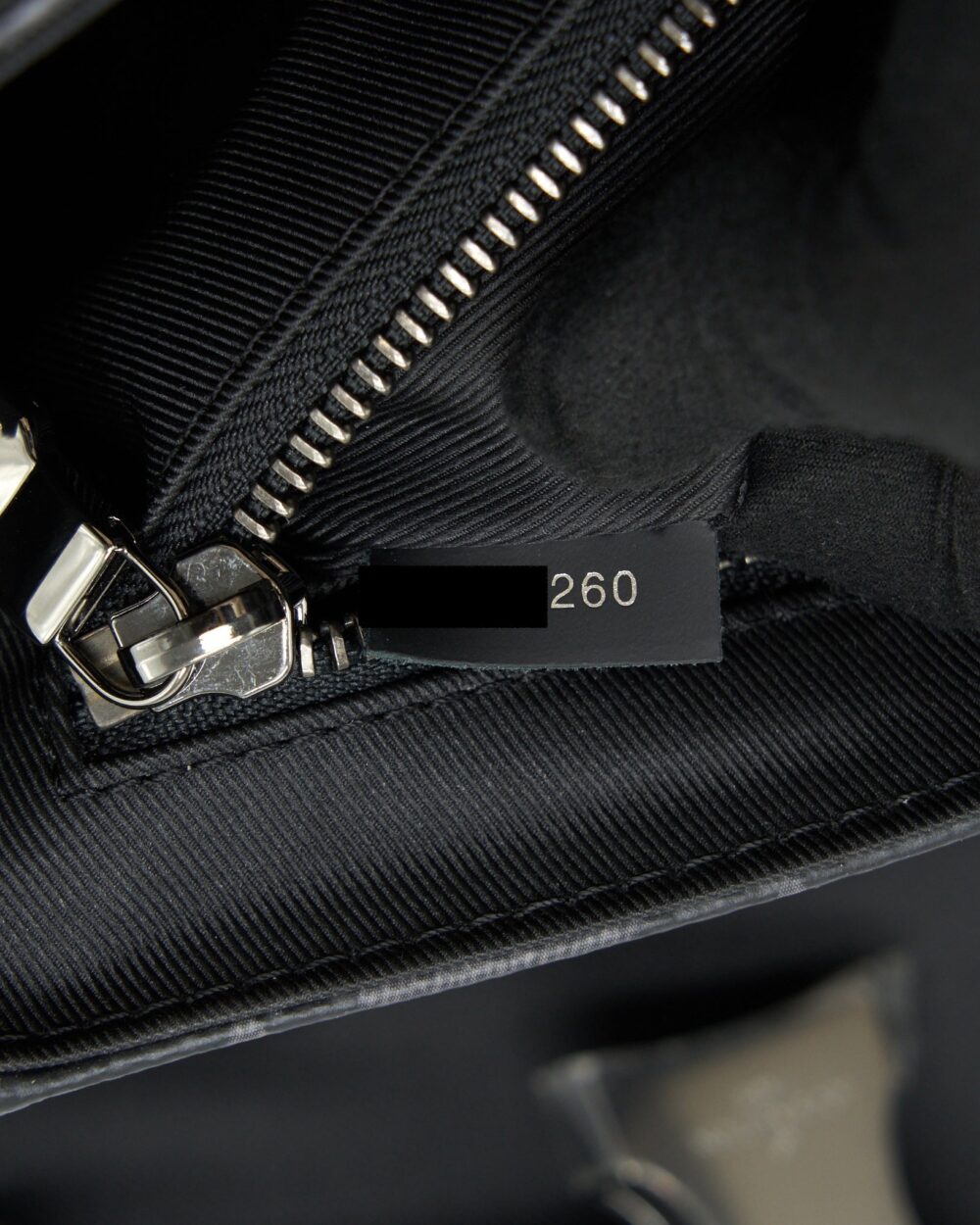 AAA Replica Louis Vuitton LV ECLIPSE VOYAGER MESSENGER BAG MONOGRAM CANVAS BLACK YEAR 2020