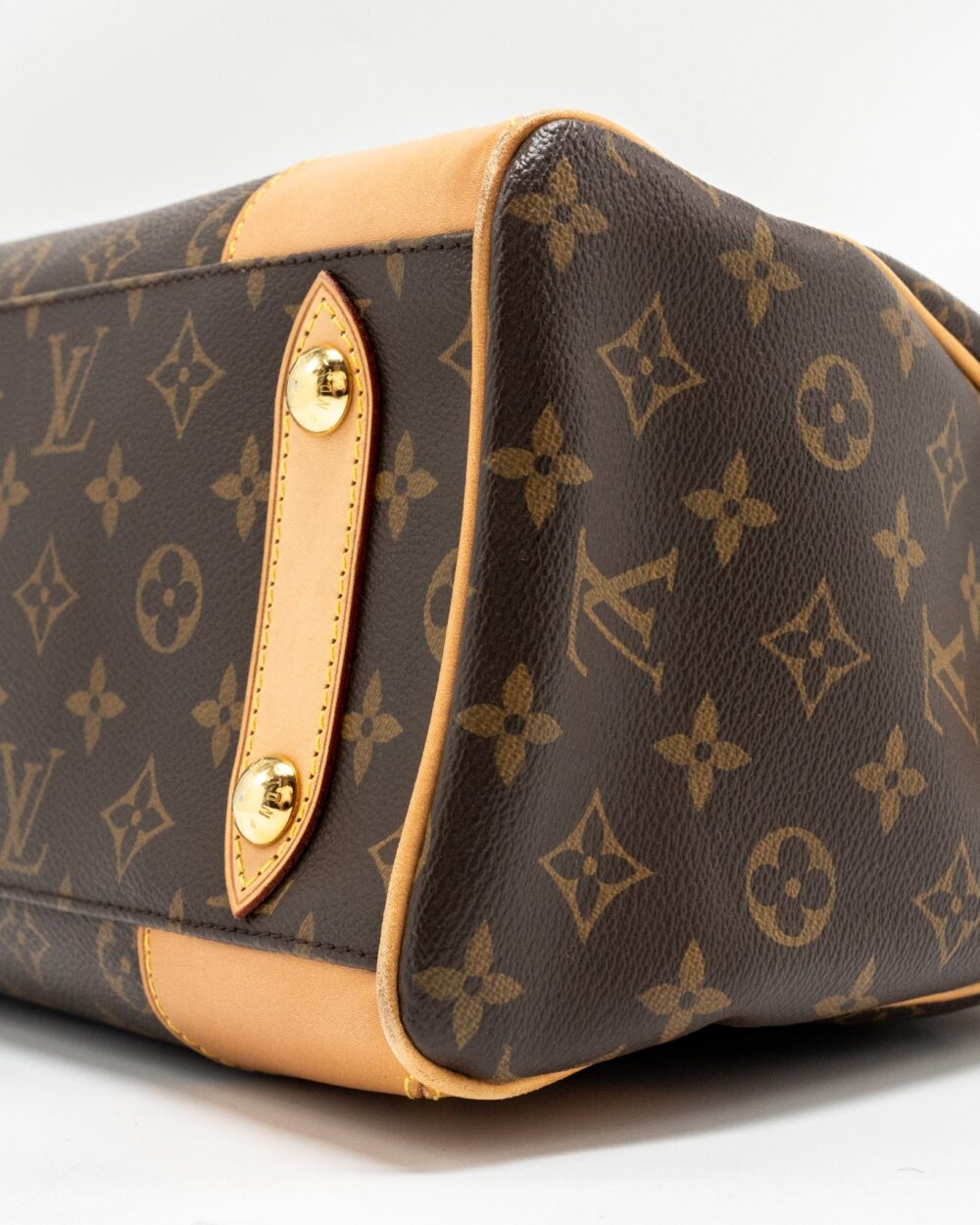 AAA Replica Louis Vuitton LV RETIRO PM MONOGRAM CANVAS GHW