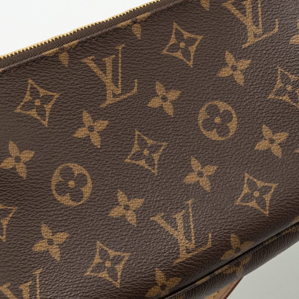 AAA Replica Louis Vuitton LV POCHETTE ACCESSORIES MONOGRAM CANVAS GHW