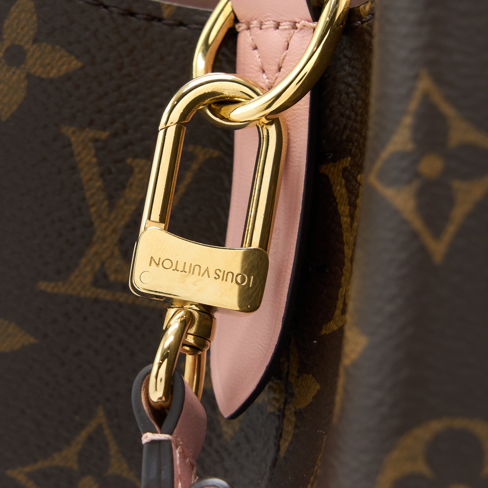 AAA Replica Louis Vuitton LV NEONOE MONOGRAM CANVAS ROSE POUDRE GHW (NEW VERSION)