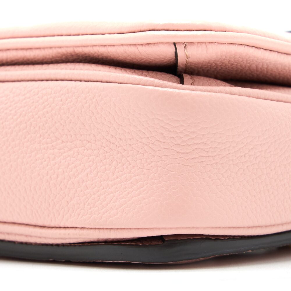 AAA Replica Louis Vuitton LV POCHETTE MÉTIS MONOGRAM EMPREINTE PINK GHW