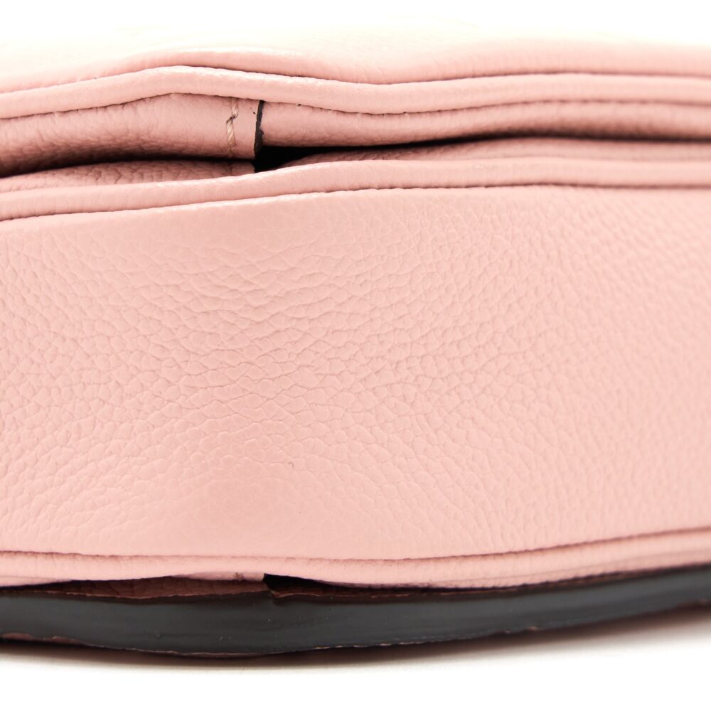 AAA Replica Louis Vuitton LV POCHETTE MÉTIS MONOGRAM EMPREINTE PINK GHW