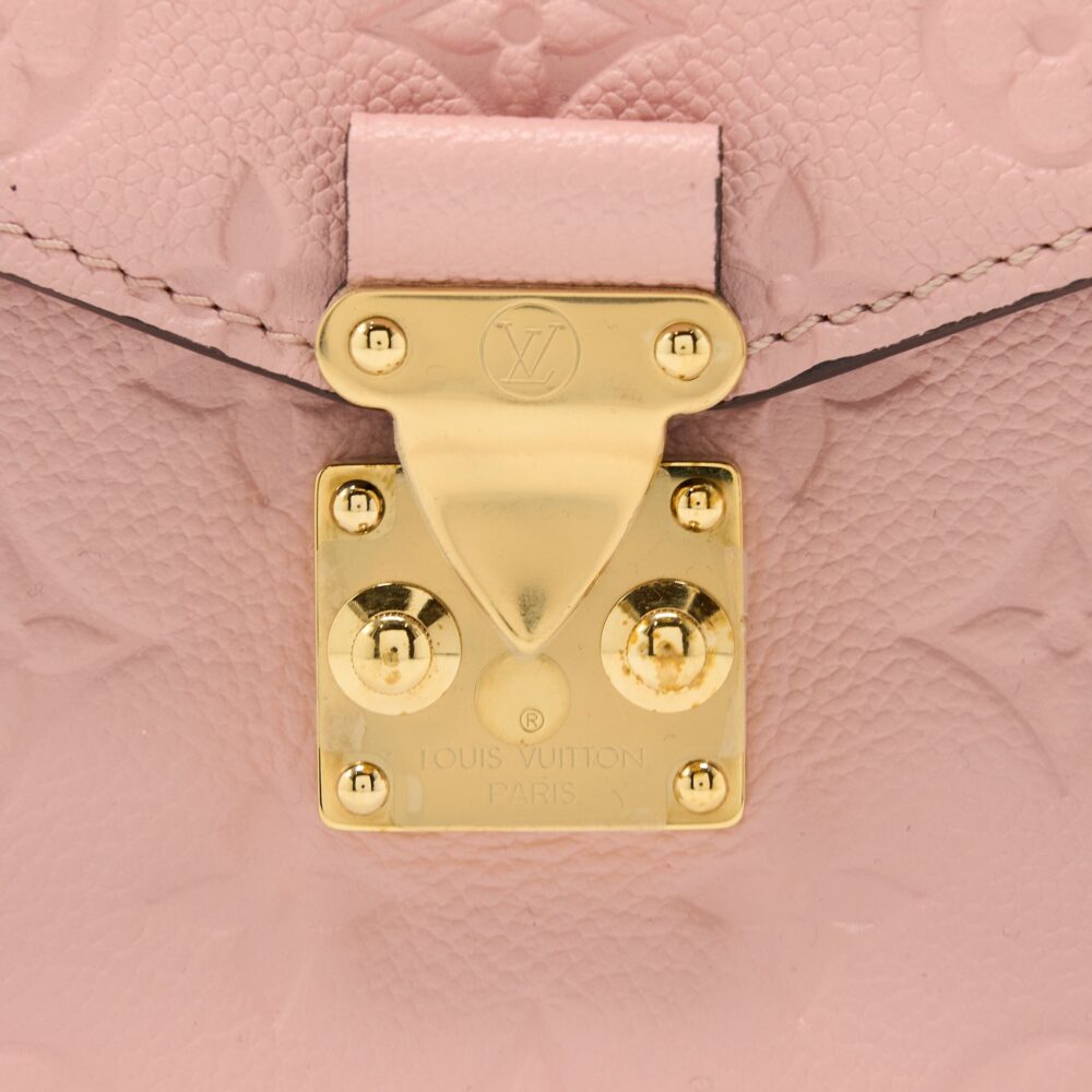 AAA Replica Louis Vuitton LV POCHETTE MÉTIS MONOGRAM EMPREINTE PINK GHW
