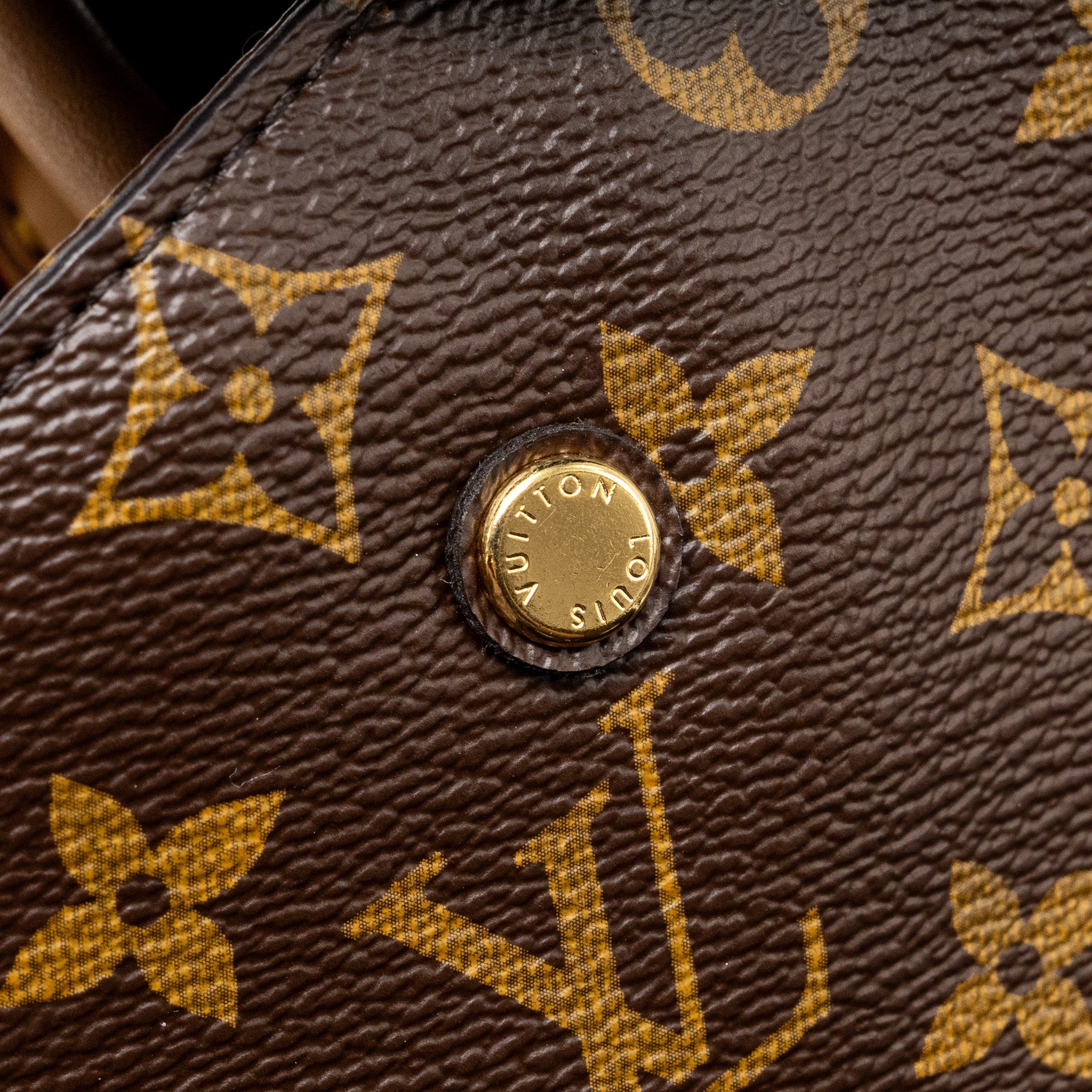 AAA Replica Louis Vuitton LV MONTAIGNE MM MONOGRAM CANVAS GHW