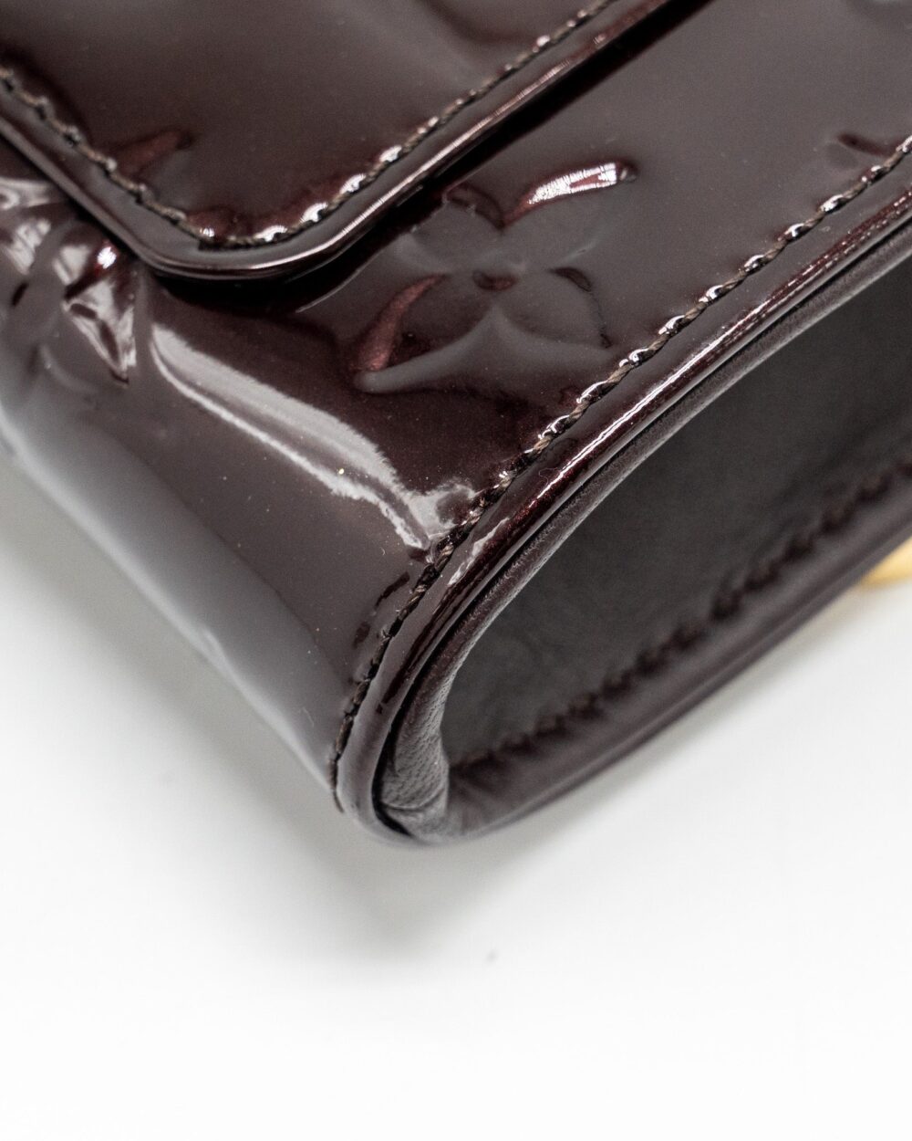AAA Replica Louis Vuitton LV ROSSMORE MM MONOGRAM VERNIS AMARANTE GHW